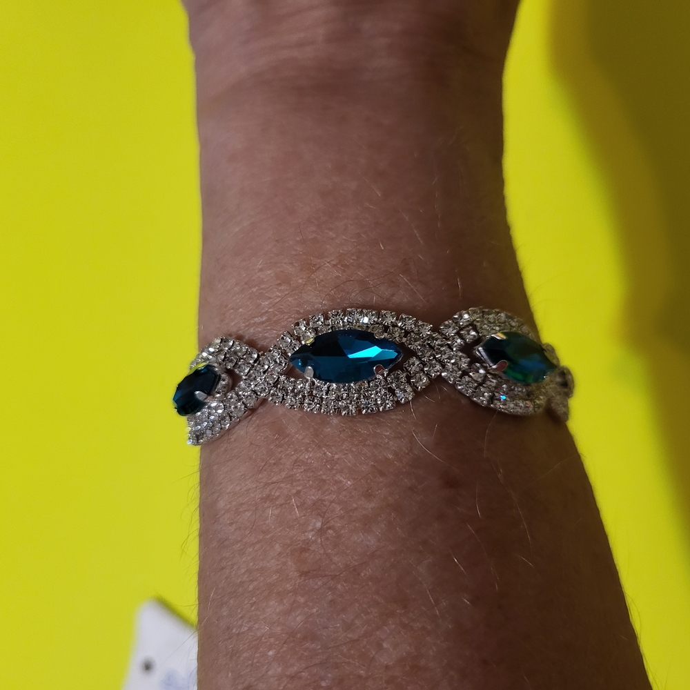 Elegant Silver and Teal Bracelet